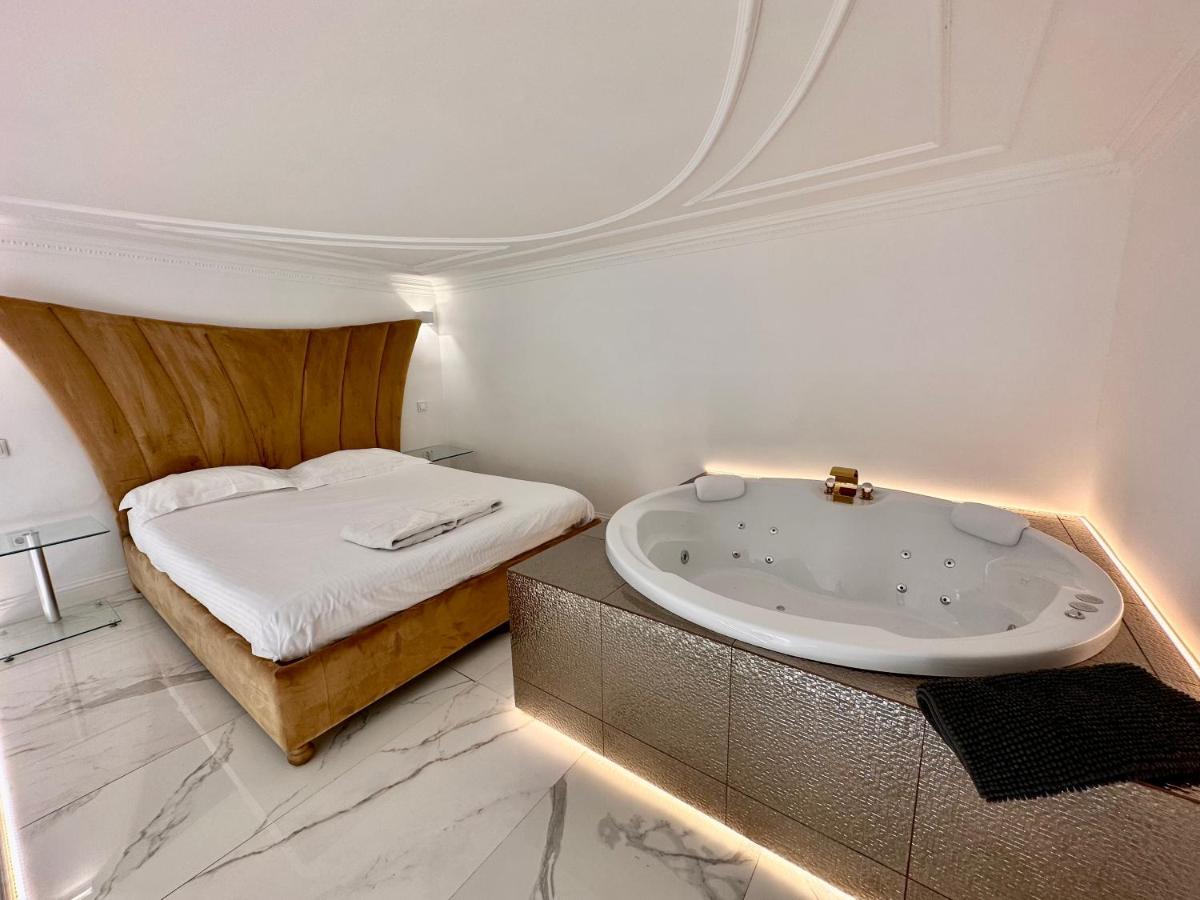 Jacuzzi Sinagoga View Apartment Будапеща Екстериор снимка